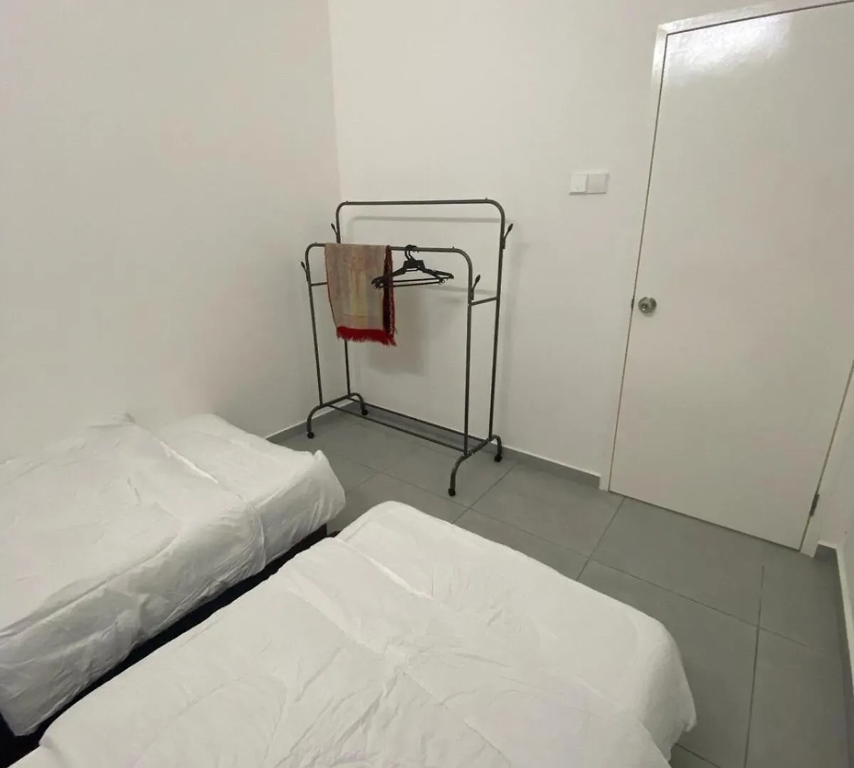 Holiday home Lekiu Homestay - 5Mins To Klebang Beach Malacca