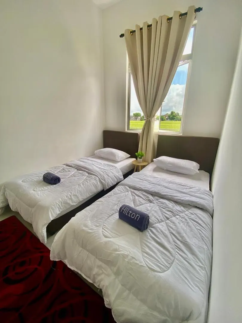 Lekiu Homestay - 5Mins To Klebang Beach Malacca