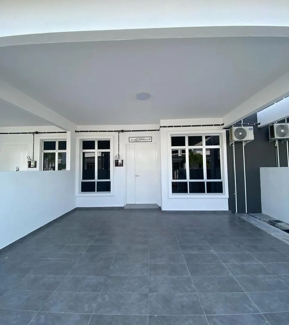 Holiday home Lekiu Homestay - 5Mins To Klebang Beach Malacca Malaysia