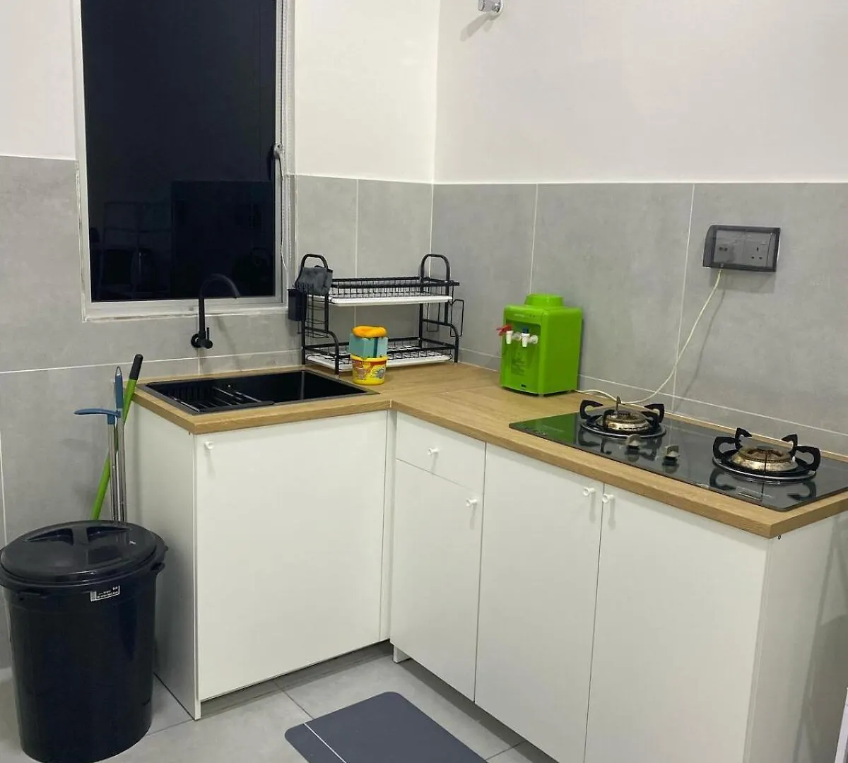 Lekiu Homestay - 5Mins To Klebang Beach Malacca Malaysia
